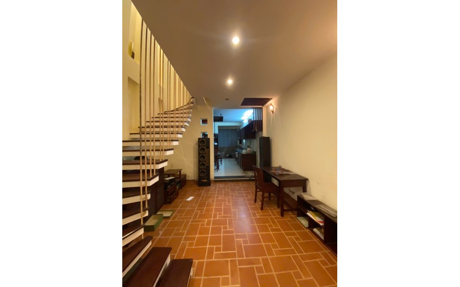 CHO THUÊ NHÀ NGÕ Ô TÔ PHỐ TÂN MAI 2 TẦNG, 90M2, 2 NGỦ + 1 GÁC XÉP - 3 WC 14 TRIỆU